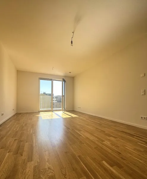 Dachgeschoss * hell * 2 Zimmer * Süd-Terrasse * Einbauküche* Ruhige Lage im Innenhof in Moabit — photo 1